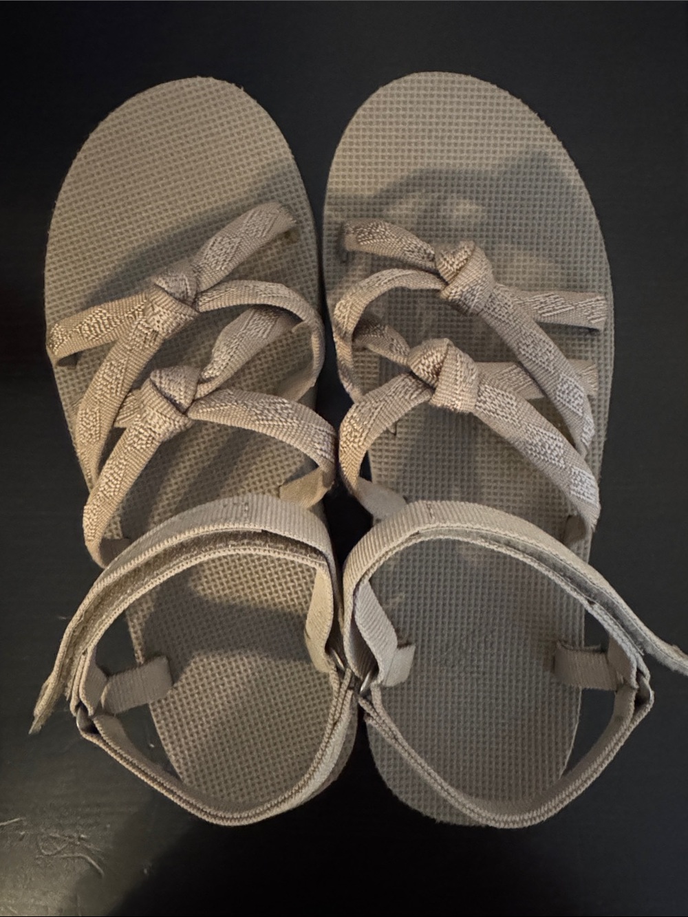 Reva Midform Kena Slim in Dune/ Size 7 Strappy Women's Sandals